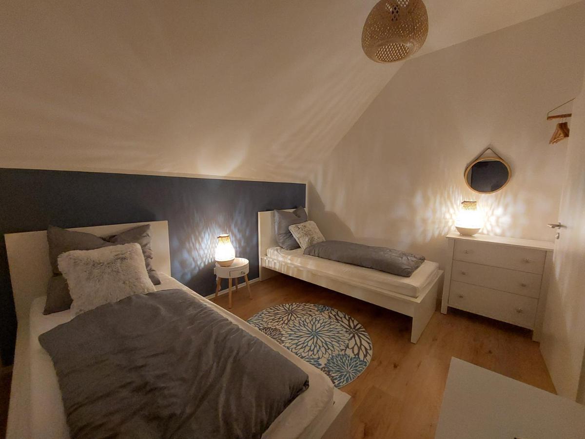 Gemuetliche Familienwohnung In Der Naehe Des Nordparks Und Des Norparkcenters! Bielefeld Bagian luar foto